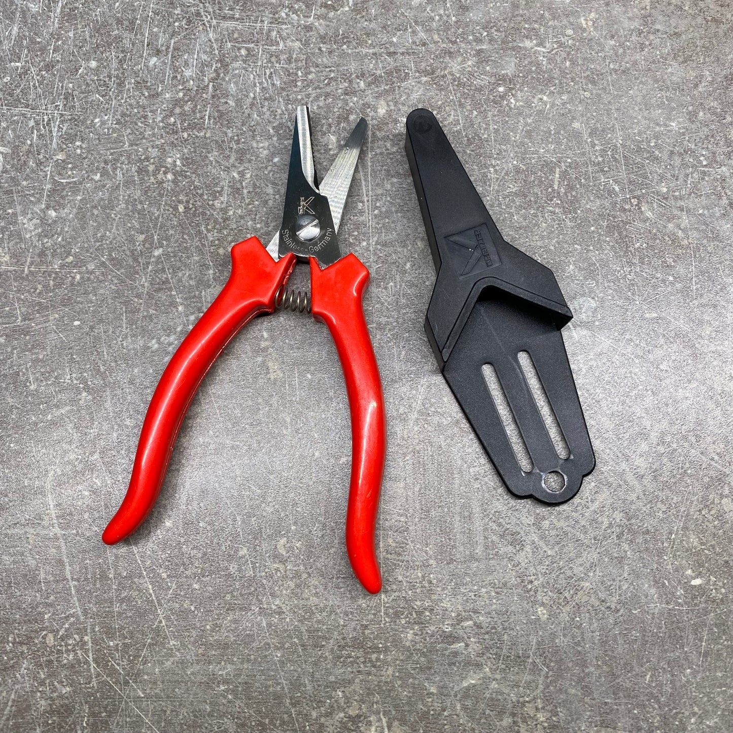 Sekatöörit punainen